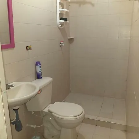 Hostal Cerca Al Centro Historico *